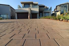 Best Driveway Pressure Washing  in Lynchburg, OH